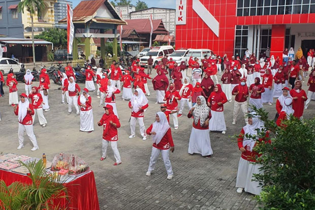 Senam Indonesia Cinta Tanah Peringatan HUT RSUD Arifin Numang, Minggu (21/8/2022). Foto: Istimewa