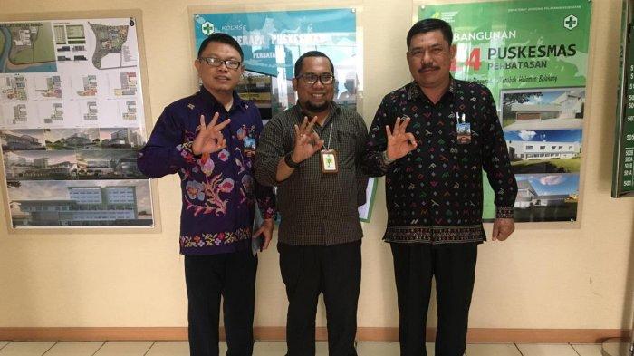 budi-santoso-tengah-direktur-rsud-arifin-numang